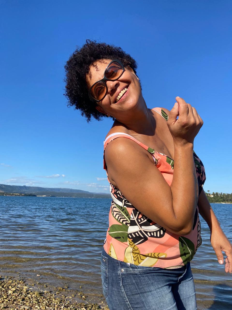 FLAVIA REGINA DOS SANTOS