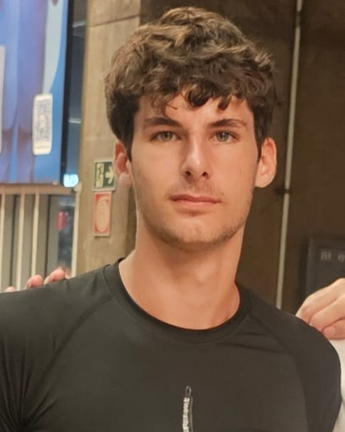 GUSTAVO MOLLO